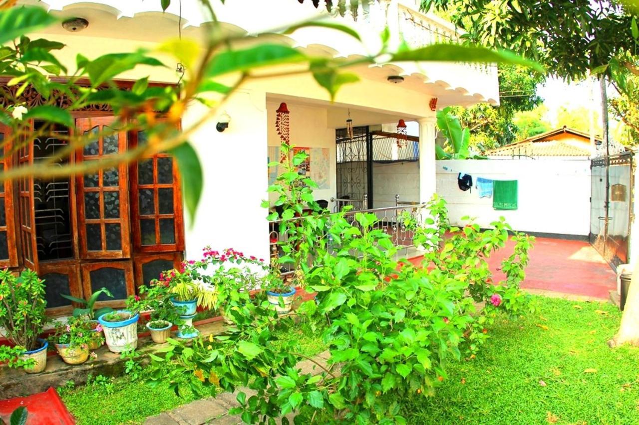 Chill Space Negombo Buitenkant foto